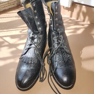 Men's leather boots